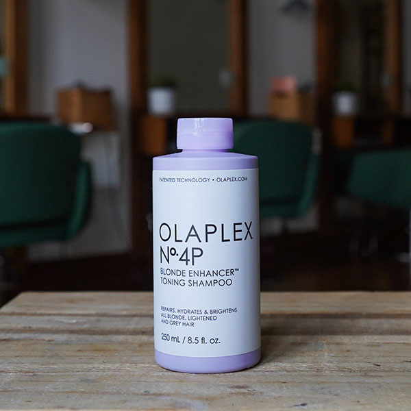 Olaplex No.4P Blonde Enhancer Toning Shampoo
